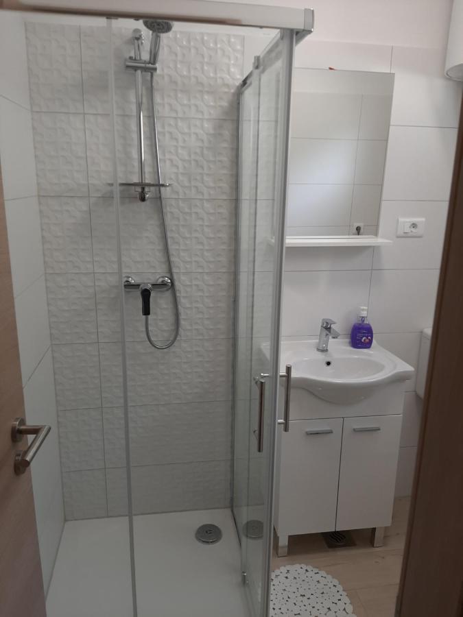 Apartman Maslina Писак Екстер'єр фото