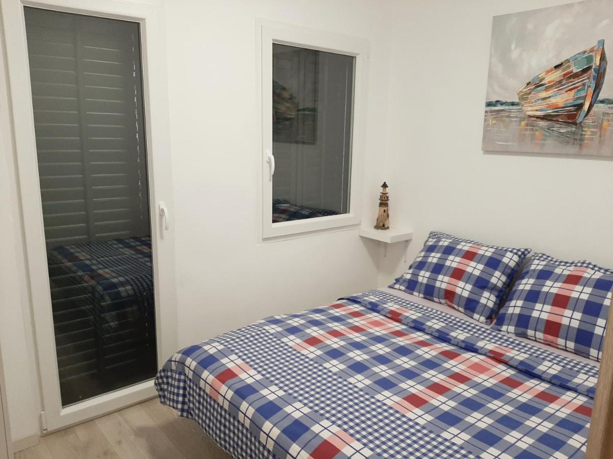 Apartman Maslina Писак Екстер'єр фото