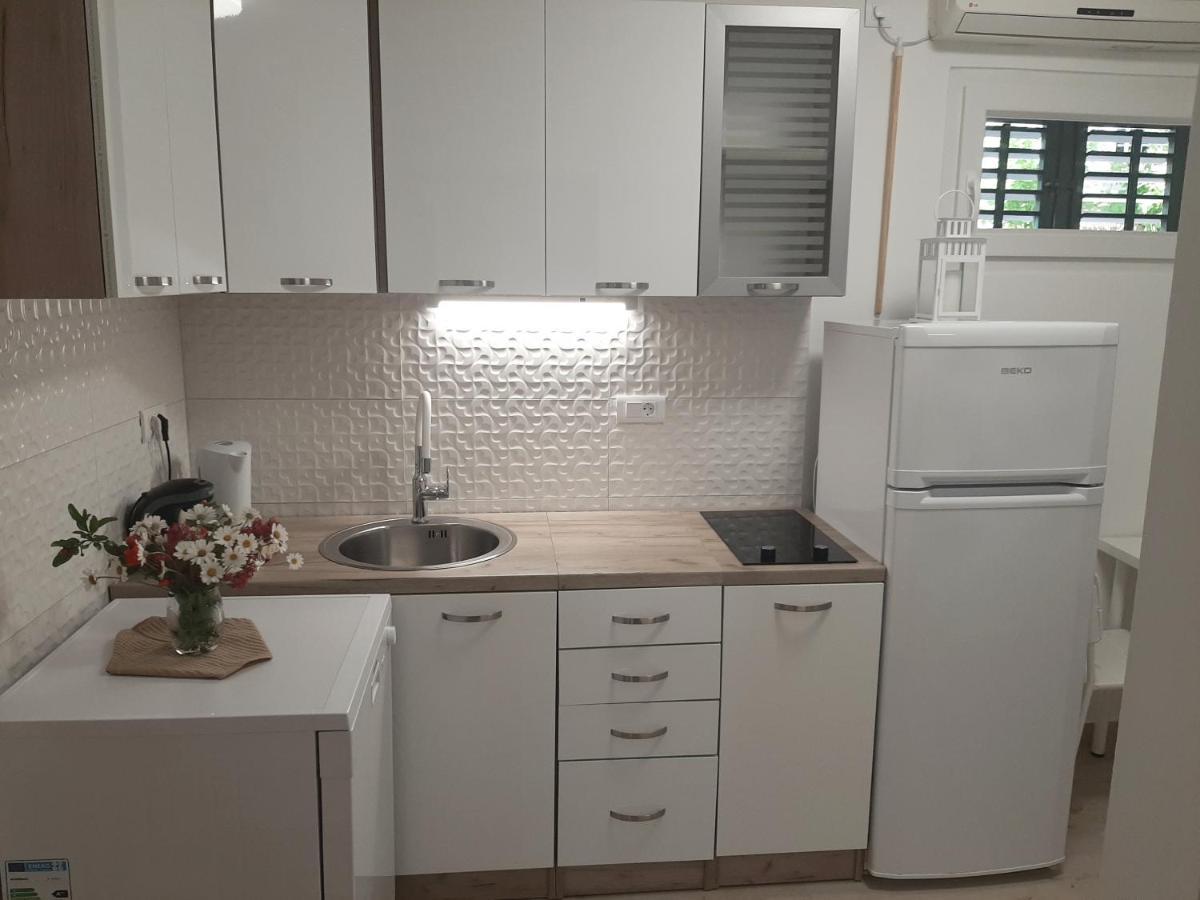 Apartman Maslina Писак Екстер'єр фото